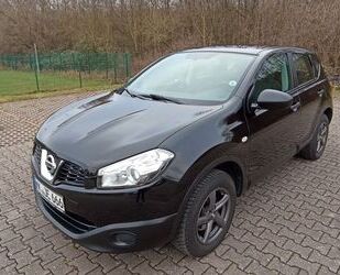 Nissan Nissan Qashqai 1.6 Visia Visia AHK Gebrauchtwagen