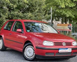 VW Volkswagen Golf 1.6 Champ*Automatik*Klima*Tempomat Gebrauchtwagen