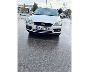 Ford Ford Focus 1,6 Ambiente Ambiente Gebrauchtwagen