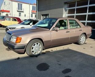 Mercedes-Benz Mercedes-Benz 400E E400 W124 V8 TOP ZUSTAND CLASSI Gebrauchtwagen