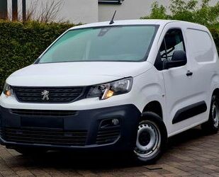 Peugeot Peugeot Partner Premium L1 (Standhzg, Klima, Navi) Gebrauchtwagen