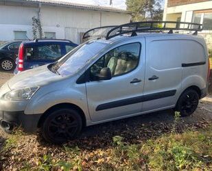 Peugeot Peugeot Partner HDI 1.6 Klima AHK Dträger uvm. Gebrauchtwagen