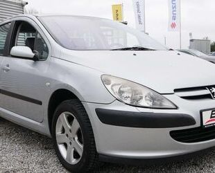 Peugeot Peugeot 307 2.0 16V Premium Zahnriemen Neu Leder S Gebrauchtwagen