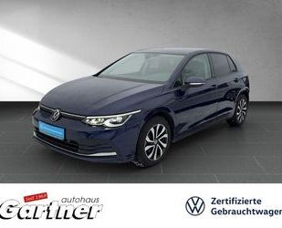 VW Volkswagen Golf VIII ACTIVE 1.0 TSI DSG PANO MATRI Gebrauchtwagen