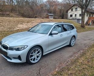 BMW BMW 320d Touring Automatik - Mild Hybrid mit 19 Zo Gebrauchtwagen