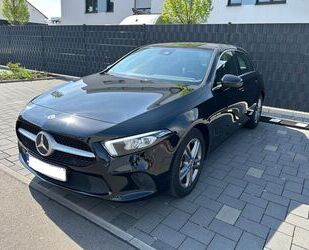 Mercedes-Benz Mercedes-Benz A 220 Teilleder Navi Gebrauchtwagen