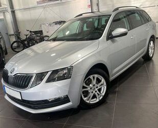 Skoda Skoda Octavia 1.6 TDi Combi Automatik **Navi*SHZ*P Gebrauchtwagen