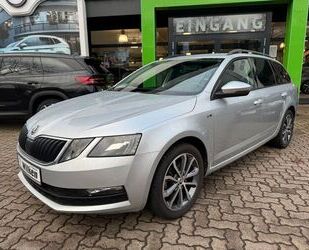 Skoda Skoda Octavia Combi 2.0 TDI DSG Soleil NAVI*AHK*PD Gebrauchtwagen