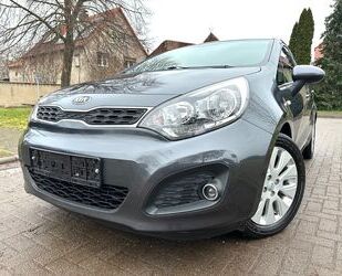 Kia Kia Rio 1.4 FIFA World Cup Edition|HU & SERVICE NE Gebrauchtwagen