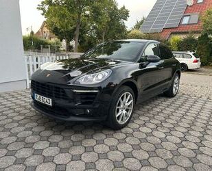 Porsche Porsche Macan 2.0 XENON NAVI LEDER AHK PANORAMADAC Gebrauchtwagen