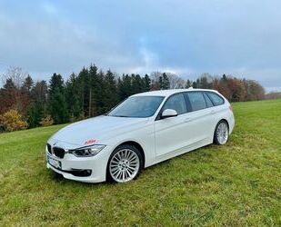 BMW BMW 330d Touring Luxury Line Automatik Kombi Gebrauchtwagen