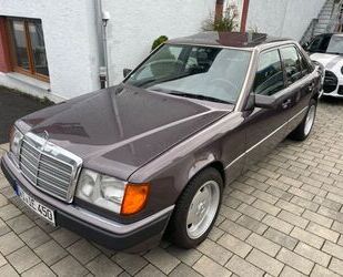 Mercedes-Benz Mercedes-Benz 230E Autom.Schiebed.Alus Scheckheft Gebrauchtwagen