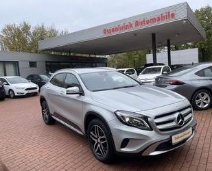 Mercedes-Benz Mercedes-Benz GLA 200d 4Matic*Navi*Cam*PDC*SHZ*AHK Gebrauchtwagen