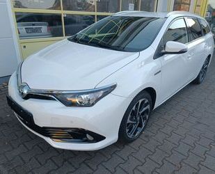 Toyota Toyota Auris Touring Sports Hybrid Design Edition Gebrauchtwagen