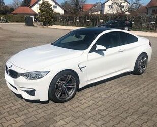 BMW BMW M4 Coupe Carbon+unfallfrei+1.Hand+deutsches Fz Gebrauchtwagen