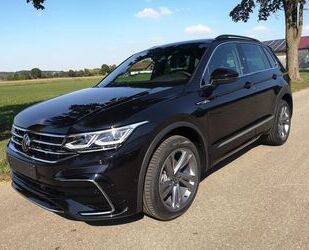 VW Volkswagen Tiguan 2.0TDI DSG 4Motion R-Line AHK Na Gebrauchtwagen