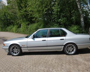 BMW BMW 730i Auto 730i Gebrauchtwagen