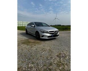 Mercedes-Benz Mercedes-Benz CLA 220 Shooting Brake CLA 220 d 4MA Gebrauchtwagen