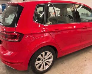 VW Volkswagen Golf Sportsvan VII 1.5 TSI*DSG*NAVI*AHK Gebrauchtwagen