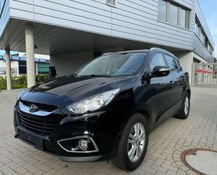 Hyundai Hyundai ix35 EINPARKHILFE TEMPOMAT FREISPRECH SHZ Gebrauchtwagen