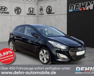 Hyundai Hyundai i30 1.6 GDI Fifa World Cup Gold Pano Navi Gebrauchtwagen