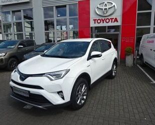 Toyota Toyota RAV4 2,5 Hybrid 4x2 Team D, Navi/Kam/LED/AH Gebrauchtwagen