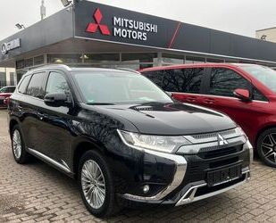 Mitsubishi Mitsubishi Plug-in Hybrid Outlander Spirit 4WD,Nav Gebrauchtwagen