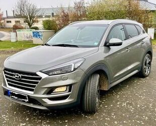 Hyundai Hyundai Tucson 1.6 T-GDI Premium 4WD GARANTIE bis Gebrauchtwagen