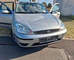 Ford Ford Focus 1.4l Tüv&Neu 5Türig Alu AHK KLIMA Gebrauchtwagen