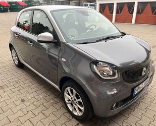 Smart Smart ForFour 1.0 52kW Passion*SHZ*TEM Gebrauchtwagen