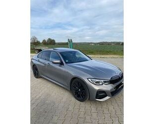 BMW BMW 330d xDrive M Sport Automatik Gebrauchtwagen