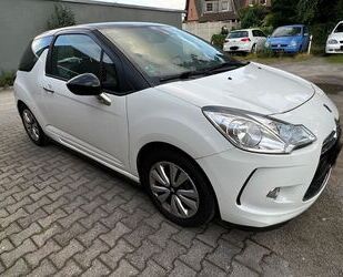 Citroen Citroën DS3 VTi 120 SoChic Autom. TÜV Neu/1.Hand/P Gebrauchtwagen