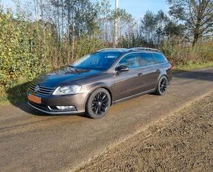 VW Volkswagen Passat Variant 2.0 TDI 130kW Highline Z Gebrauchtwagen