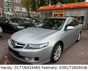 Honda Honda Accord 2.4 AUTOMATIK/XENON/NAVI/LEDER/ACC/AL Gebrauchtwagen