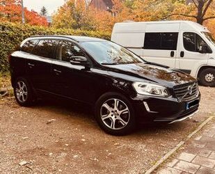 Volvo Volvo XC60 D3 Kinetic Geartronic Automatik,Navi, 2 Gebrauchtwagen