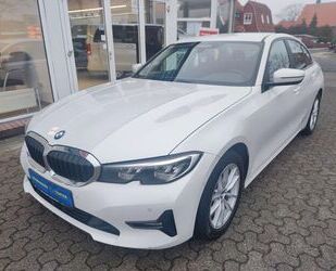 BMW BMW 320i xDrive Automatik AHK ASS Pro NAVI RFK Gebrauchtwagen