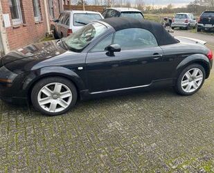 Audi Audi TT Roadster Technik NEU 800 km gelaufen Gebrauchtwagen