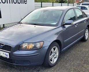 Volvo Volvo S40 Lim. 1.8 Kinetic Klimaautomatik PDC hint Gebrauchtwagen