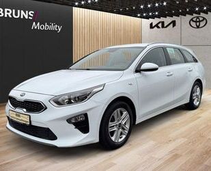 Kia Kia Ceed SW 1.4T Vision KOMF NAV AHK Gebrauchtwagen