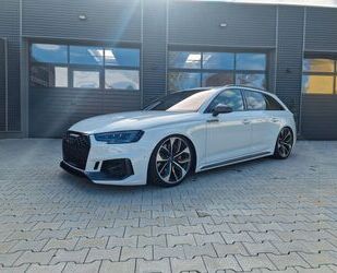 Audi Audi RS4 2.9 TFSI Quattro Avant / Carbon / Pano / Gebrauchtwagen