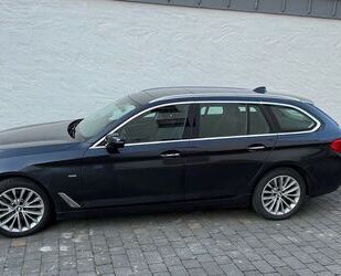 BMW BMW 530d xDrive Touring A - Gebrauchtwagen