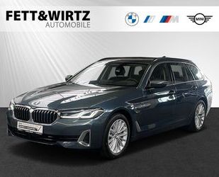 BMW BMW 530e xDrive Touring Luxury|Pano|Head-Up|DAProf Gebrauchtwagen