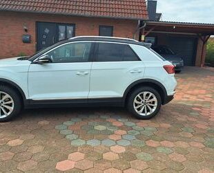 VW Volkswagen T-Roc 2.0 TDI SCR DSG Style AHK.STH .CA Gebrauchtwagen