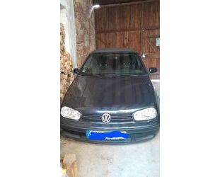 VW Volkswagen Golf 1.6 Classicline Classicline Gebrauchtwagen