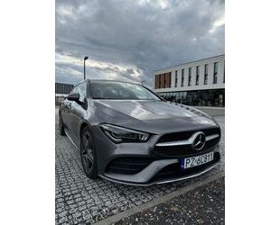 Mercedes-Benz Mercedes-Benz CLA 200d Shooting Brake AMG Line Gebrauchtwagen