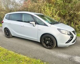 Opel Opel Zafira Tourer 2.0 CDTI Edition 121kW Edition Gebrauchtwagen