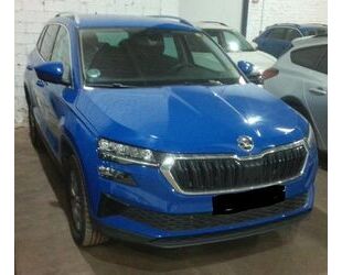 Skoda Skoda Karoq 1.5 TSI Ambition DSG LED+Lenk/SHZ+R-Ka Gebrauchtwagen