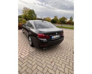 BMW BMW 520d xDrive Leder Winterreifen /-auto Allrad Gebrauchtwagen