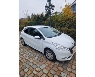 Peugeot Peugeot 208 1.2 Active 82 VTi Active Gebrauchtwagen