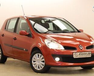 Renault Renault Clio 3 1.6 16V 111PS Initiale 4-Türer BC 1 Gebrauchtwagen